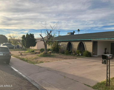 4214 W Lewis Avenue - Photo Thumbnail 3