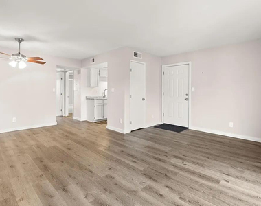 4211 E Palm Lane - Photo Thumbnail 31