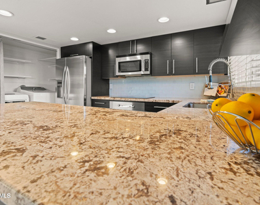 6909 E Osborn Road - Photo Thumbnail 23
