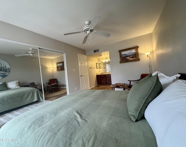 3600 N Hayden Road - Photo Thumbnail 11