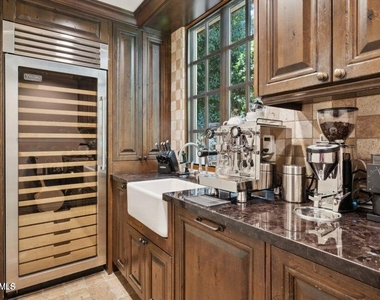 4949 E Lincoln Drive - Photo Thumbnail 14
