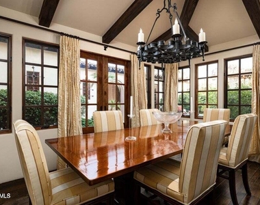 4949 E Lincoln Drive - Photo Thumbnail 10