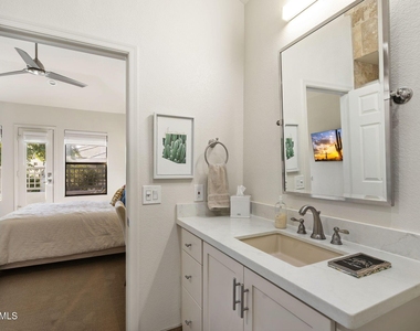 7272 E Gainey Ranch Road - Photo Thumbnail 18