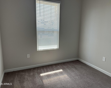 10212 W Alex Avenue - Photo Thumbnail 9