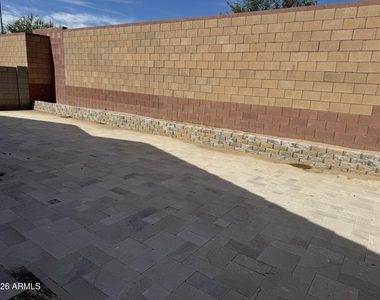 10212 W Alex Avenue - Photo Thumbnail 43