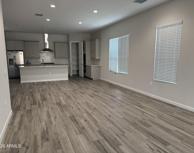 10212 W Alex Avenue - Photo Thumbnail 18