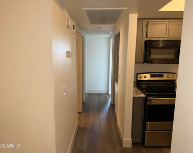 17 E Ruth Avenue - Photo Thumbnail 4