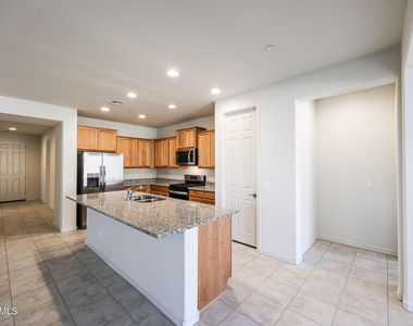 13438 W Copperleaf Lane - Photo Thumbnail 2