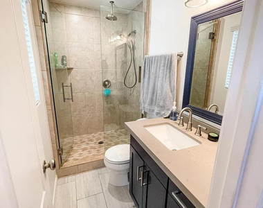 8325 E Heatherbrae Avenue - Photo Thumbnail 9