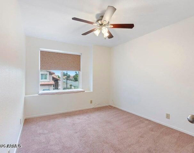 7705 W Tonto Drive - Photo Thumbnail 9