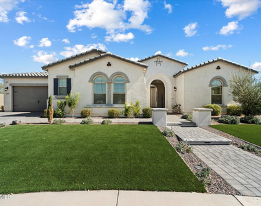 4689 N 183rd Avenue - Photo Thumbnail 1