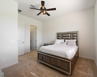 4689 N 183rd Avenue - Photo Thumbnail 22