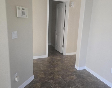 21806 W Cocopah Street - Photo Thumbnail 2