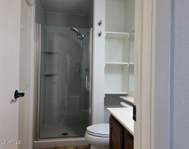 11666 N 28th Drive - Photo Thumbnail 7