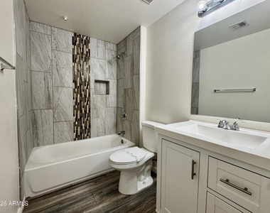 18416 N Cave Creek Road - Photo Thumbnail 6
