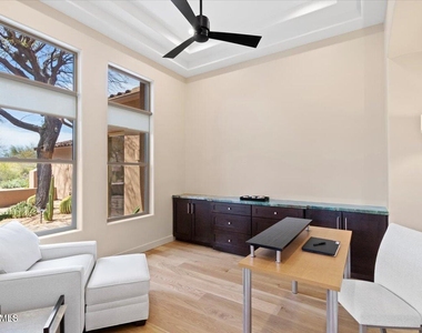 33667 N 78th Place - Photo Thumbnail 6