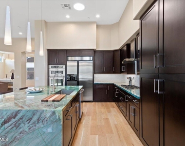 33667 N 78th Place - Photo Thumbnail 16