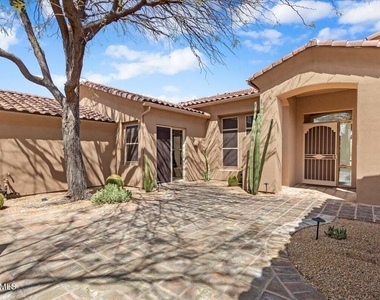 33667 N 78th Place - Photo Thumbnail 11
