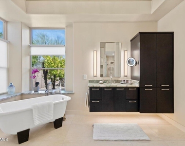 33667 N 78th Place - Photo Thumbnail 10