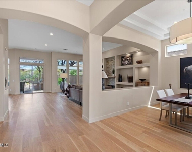 33667 N 78th Place - Photo Thumbnail 2