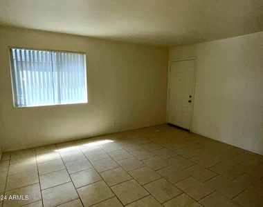 2417 W Campbell Avenue - Photo Thumbnail 8