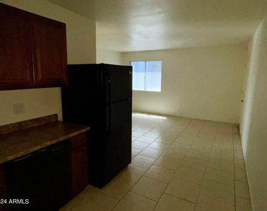 2417 W Campbell Avenue - Photo Thumbnail 10