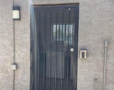 2417 W Campbell Avenue - Photo Thumbnail 12