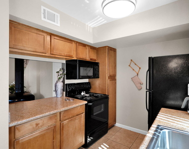 3500 N Hayden Road - Photo Thumbnail 14