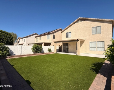 6425 W Desert Hollow Drive - Photo Thumbnail 28