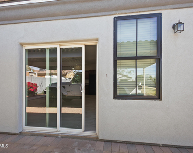 7631 N 59th Lane - Photo Thumbnail 2