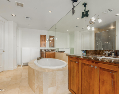 7175 E Camelback Road - Photo Thumbnail 12