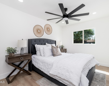 4464 E Campbell Avenue - Photo Thumbnail 19