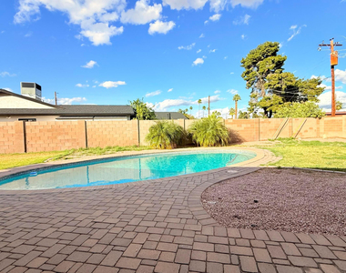 3919 N 85th Street - Photo Thumbnail 36