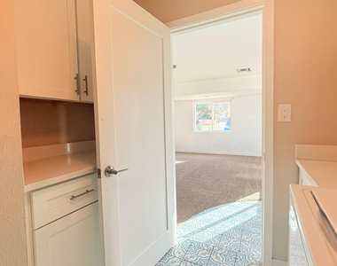 3919 N 85th Street - Photo Thumbnail 30
