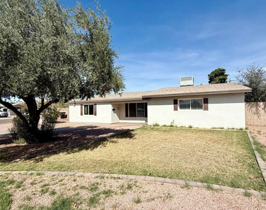 3919 N 85th Street - Photo Thumbnail 1