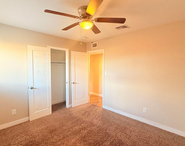 3919 N 85th Street - Photo Thumbnail 17