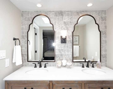6249 N 78th Street - Photo Thumbnail 16