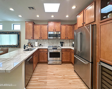 7222 E Gainey Ranch Road - Photo Thumbnail 7
