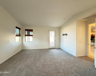 2372 E Dust Devil Drive - Photo Thumbnail 7