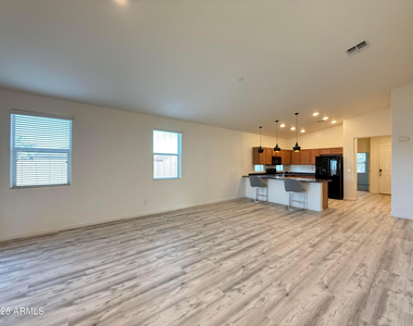 2372 E Dust Devil Drive - Photo Thumbnail 20