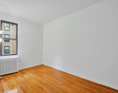 Madison Avenue - Photo Thumbnail 4