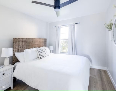 9073 E Evans Drive - Photo Thumbnail 12