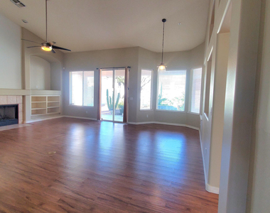11064 E Oberlin Way - Photo Thumbnail 4