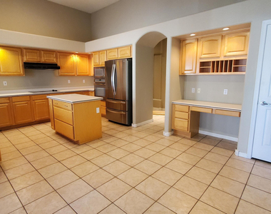 11064 E Oberlin Way - Photo Thumbnail 7
