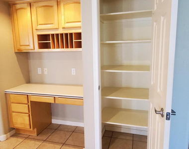 11064 E Oberlin Way - Photo Thumbnail 12