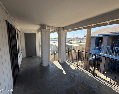 6617 W Ocotillo Road - Photo Thumbnail 16