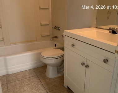 2026 W Cactus Road - Photo Thumbnail 4