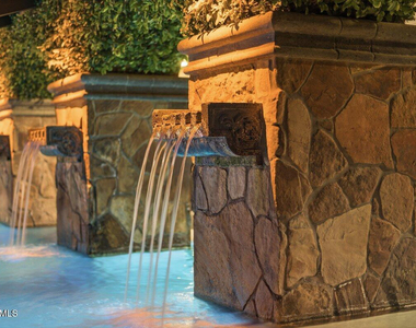 3452 E Jaeger Circle - Photo Thumbnail 41