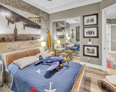3452 E Jaeger Circle - Photo Thumbnail 32