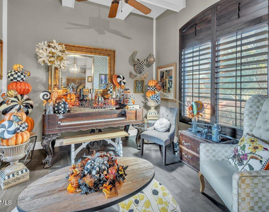 3452 E Jaeger Circle - Photo Thumbnail 11
